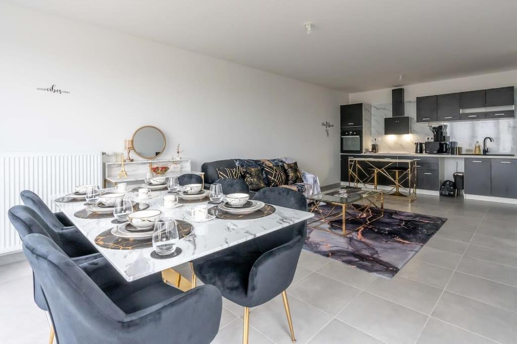 De A Paris - Pre Verson 1 Apartment *